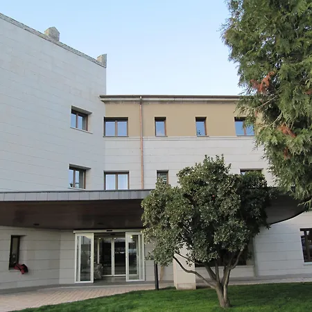 De Ξενοδοχείο 4*