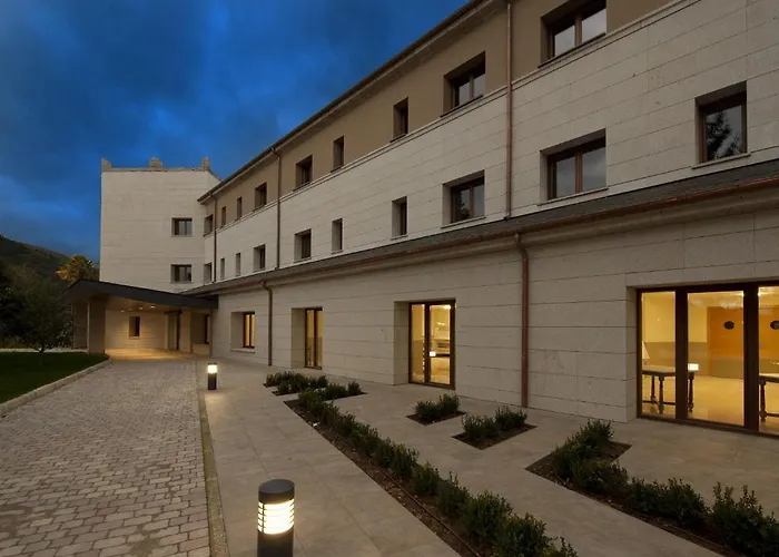 De 4* ビジャフランカ・デル・ビエルソ