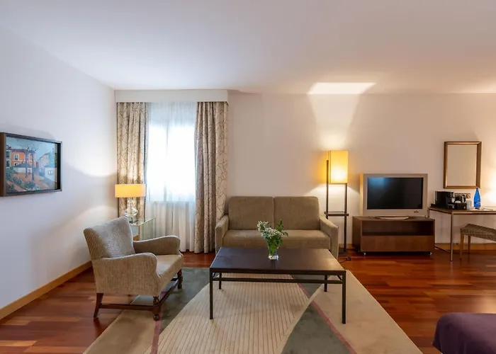 De 호텔 비야프랑카델비에르소